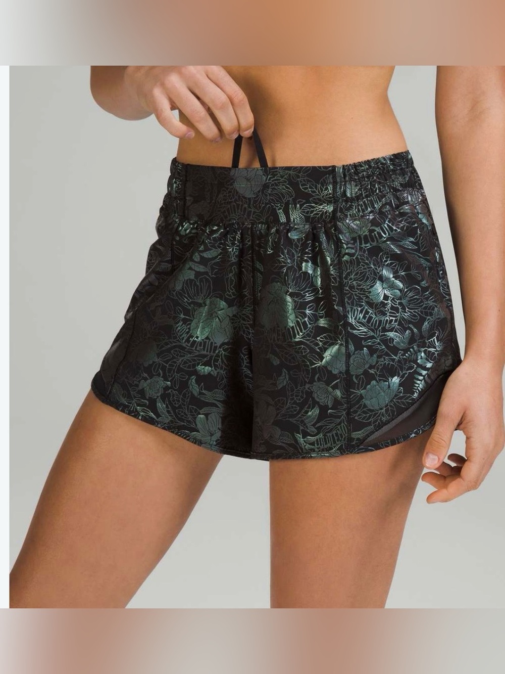lululemon athletica Black Shorts with Teal Floral Print size 4